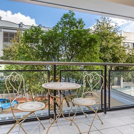 Corporate, Spacious Staycation - Sky Tower Views Auckland Luaran gambar