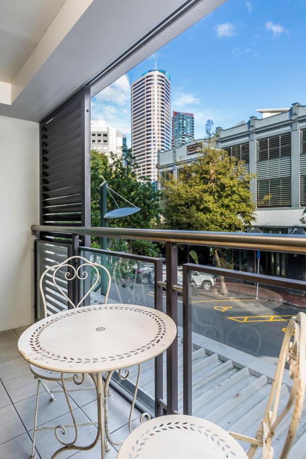 Corporate, Spacious Staycation - Sky Tower Views Auckland Luaran gambar